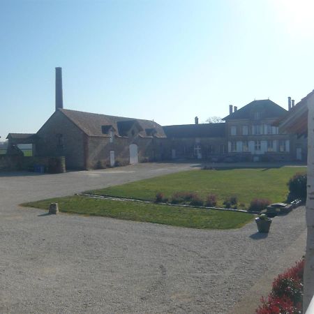 Вилла La Ferme De Presles Menainville Экстерьер фото