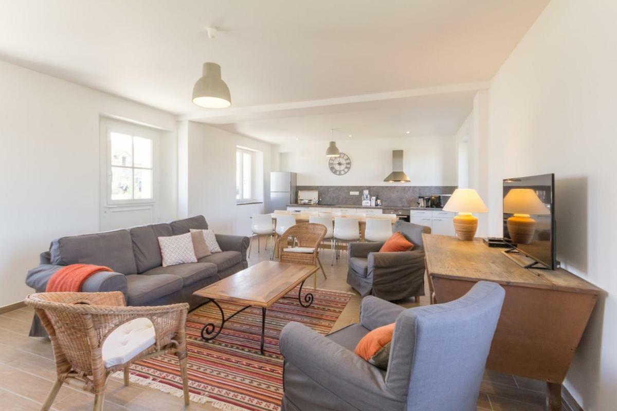 Вилла La Ferme De Presles Menainville Экстерьер фото